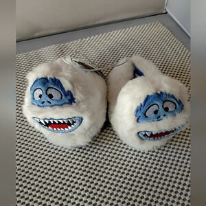 Toddler Yeti Snowman Slippers NWT